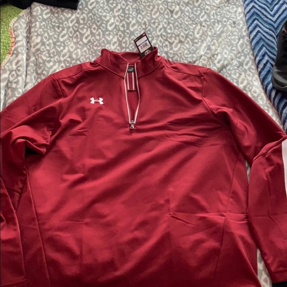 Half zip up - Picture 1 of 3